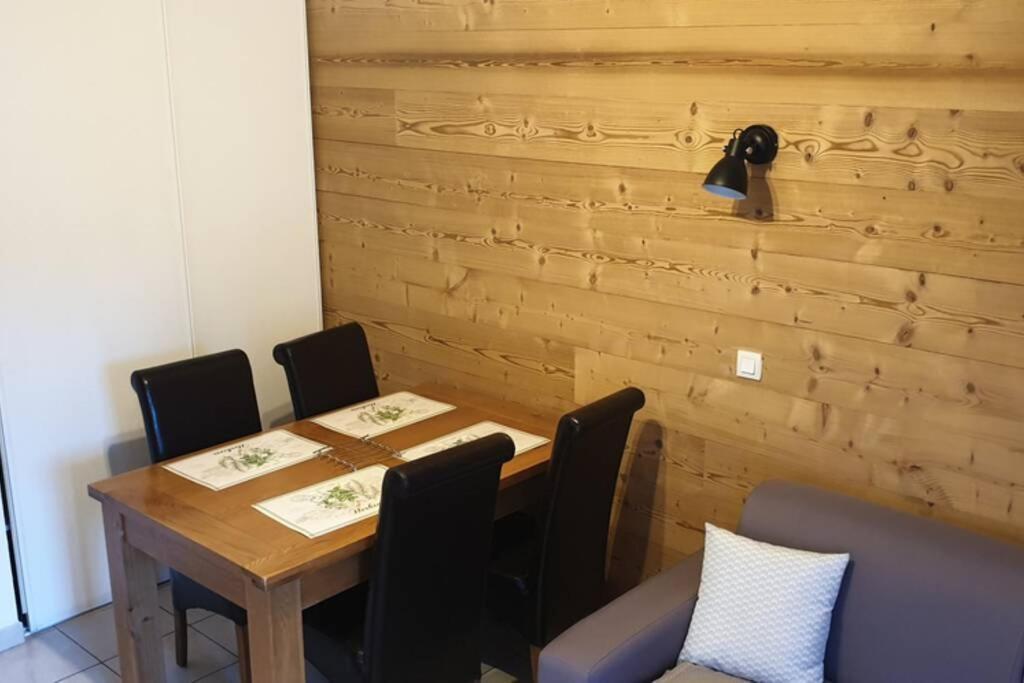 Joli T2 + Coin Montagne + Garage Apartment Briancon  Exterior photo