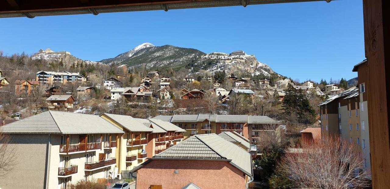 Joli T2 + Coin Montagne + Garage Apartment Briancon  Exterior photo